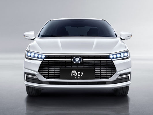4 portas 5 assentam o passeio confortável de Byd Qin Ev 400-450KM dos carros de BYD EV