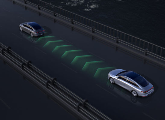 O pulo C01 viaja de automóvel o carro elétrico 525-717KM que 4 portas 5 assentam a carga 0.67H rápida