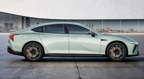 Veículo elétrico meados de 650-715KM Nezha Automobile Nezha S grande