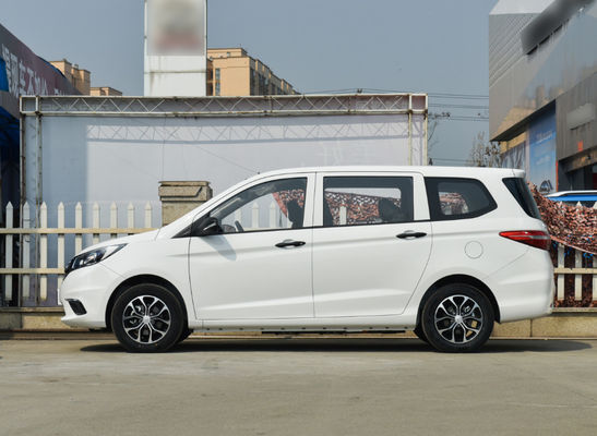 Assentos de condução lisos do carro elétrico 402KM Changan Auchan A600ev 5 de MPV