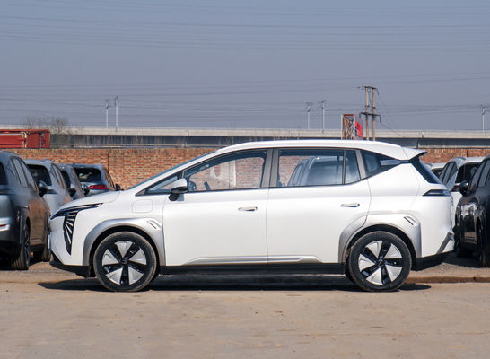 5 portas 5 assentam o carro elétrico AION Y de AION mais o estojo compacto Suv 510-610KM