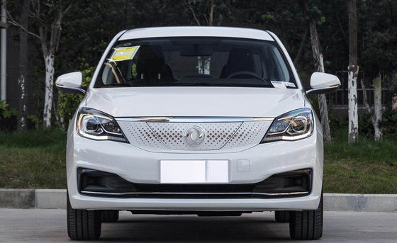 Portas elétricas puras do carro compacto 4 de 400KM Dongfeng Fengshen E70 5 assentos