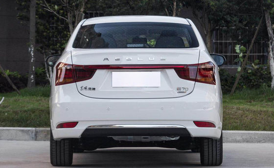 Portas elétricas puras do carro compacto 4 de 400KM Dongfeng Fengshen E70 5 assentos