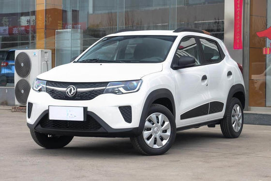 5 portas 4 assentam o veículo elétrico 330KM Dongfeng Fengshen Ex1 do motor de Dongfeng