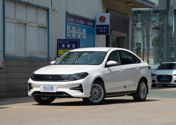 Carros elétricos puros de S60EV Dongfeng Ev 415KM com 4 portas 5 assentos