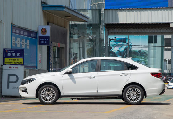 Carros elétricos puros de S60EV Dongfeng Ev 415KM com 4 portas 5 assentos