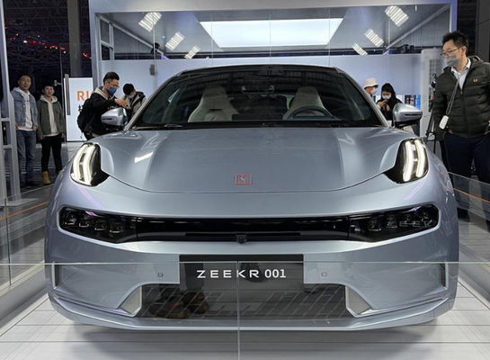 Portas meados de elétricas de Geely Suv do carro elétrico de 546-1032KM Zeekr grandes 5 5 assentos