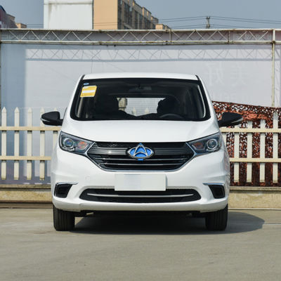 Carro elétrico 402KM do sedan de Changan Auchan A600EV 2021 MPV 5 portas 5-6 assentos