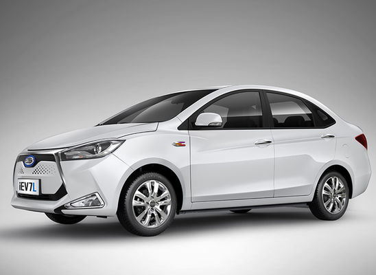 4 carro pequeno de JAC Electric Car 320KM JAC IEV7L Ev dos assentos das portas 5