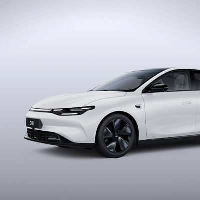 Carros elétricos puros grandes 525-717KM meados de do motor C01 do pulo 4 portas 5 assentos