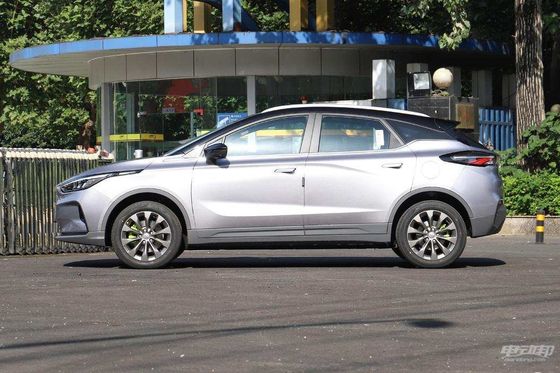 Estojo compacto 400-550KM do carro elétrico da geometria C Geely 5 portas 5 assentos
