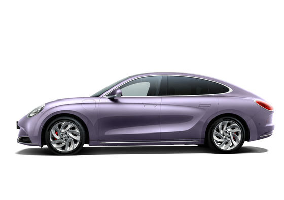 Portas elétricas puras de Cat Midsize Car 555-705KM do relâmpago de ORA 4 5 assentos