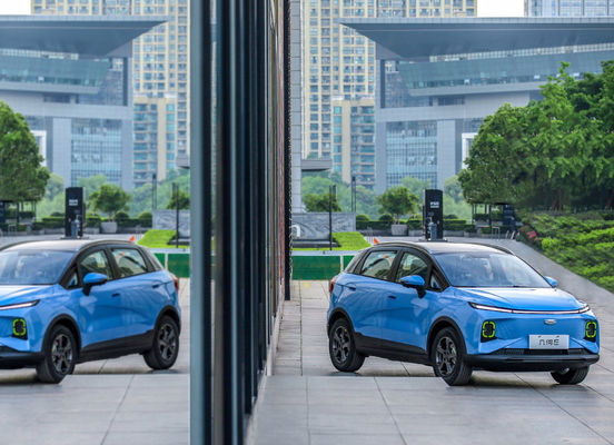 Carros pequenos da geometria E SUV EV 320-410KM Suv elétrico luxuoso 60kw