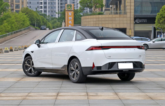Carros elétricos 450-550KM compactos de XiaoPeng P5 2022 4 portas 5 assentos