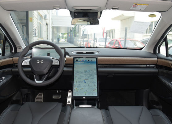 Carros elétricos 450-550KM compactos de XiaoPeng P5 2022 4 portas 5 assentos