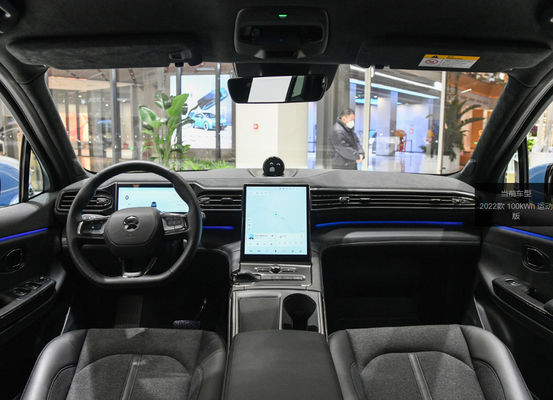 Carros elétricos Suv Midsize 465-615KM do NIO EC6 com 5 portas 5 assentos
