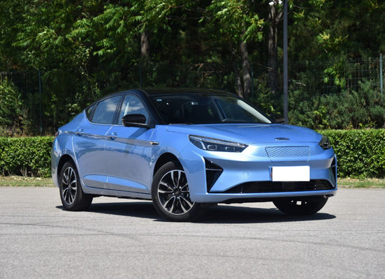 Portas 2020 puras elétricas do carro elétrico 5 de carro 450-530KM do sedan de JAC IC5 Jianghuai 5 assentos